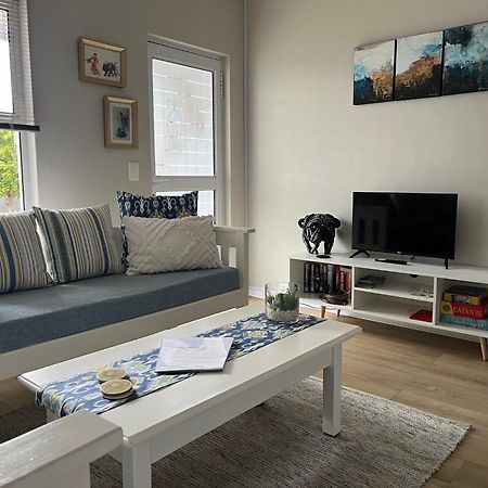 Serenity Self-Catering 2-Bed Unit Hermanus Εξωτερικό φωτογραφία